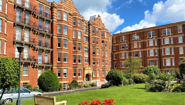 Amthal Blends Video Door Entry With Edwardian Architecture At Kenilworth Court